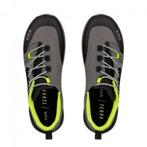 ZAPATILLA FIZIK X2 TERRA ERGOLACE COLOR GRIS-AMARILLO FLUO